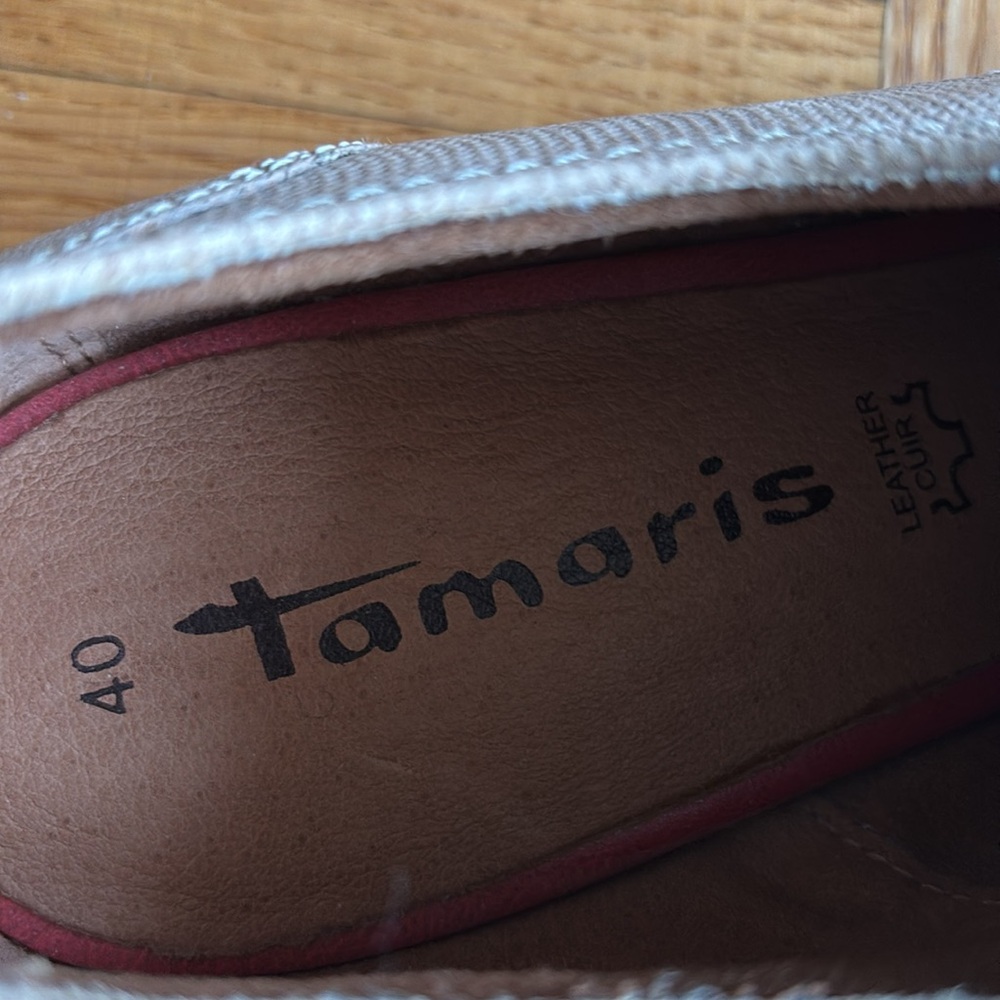 NWOT Tamaris Beige Leather Loafers - Picture 8 of 10